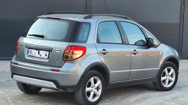 SUZUKI SX4