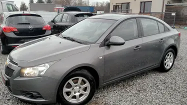 CHEVROLET Cruze