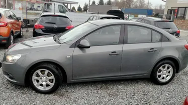 CHEVROLET Cruze