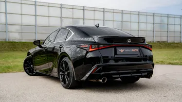 LEXUS IS