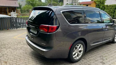 CHRYSLER Pacifica