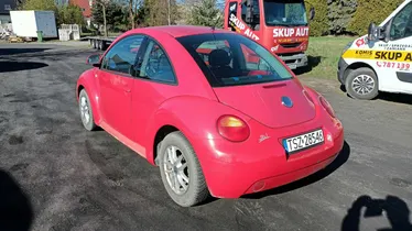 VOLKSWAGEN New Beetle