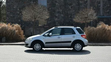 SUZUKI SX4
