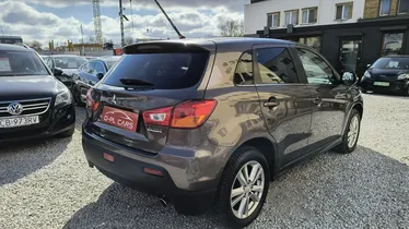 MITSUBISHI ASX