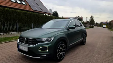 VOLKSWAGEN T-ROC