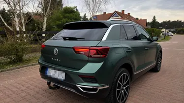 VOLKSWAGEN T-ROC