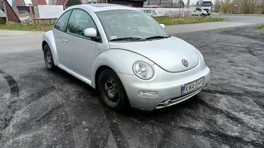 VOLKSWAGEN New Beetle
