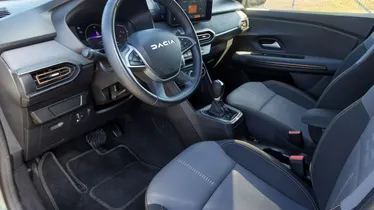 DACIA Jogger