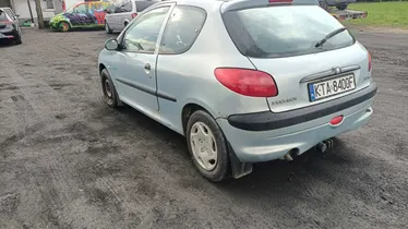 PEUGEOT 206