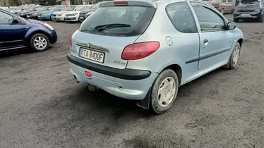 PEUGEOT 206