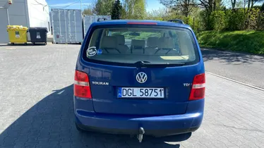 VOLKSWAGEN Touran
