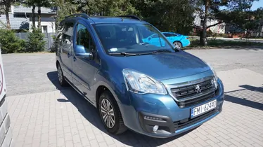 PEUGEOT Partner