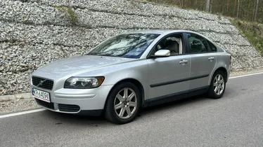 VOLVO S40