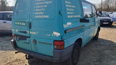 VOLKSWAGEN Transporter