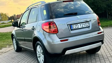 SUZUKI SX4