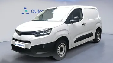 TOYOTA Proace City