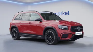 MERCEDES-BENZ GLB