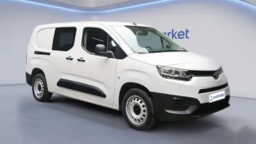 TOYOTA Proace City