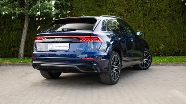 AUDI Q8 / E-Tron