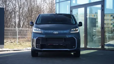 TOYOTA Proace Verso