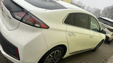 HYUNDAI Ioniq