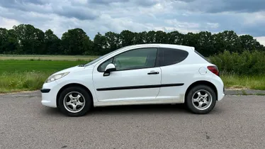 PEUGEOT 207 Van