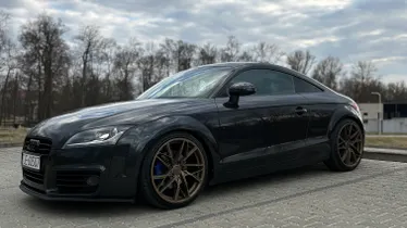 AUDI TT