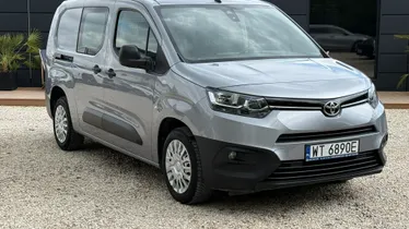 TOYOTA Proace City