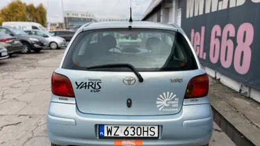 TOYOTA Yaris