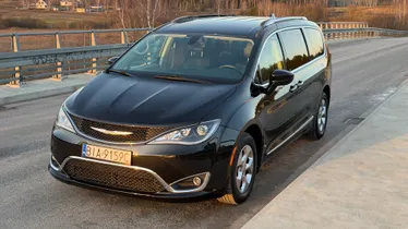CHRYSLER Pacifica