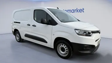 TOYOTA Proace City
