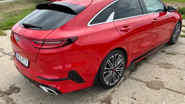 KIA ProCeed