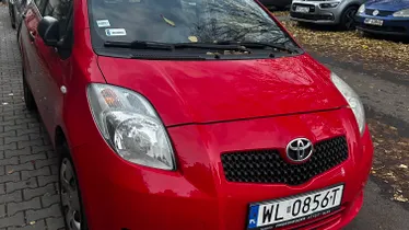TOYOTA Yaris