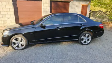 MERCEDES-BENZ E Klasa