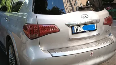 INFINITI QX70