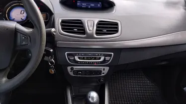 RENAULT Fluence