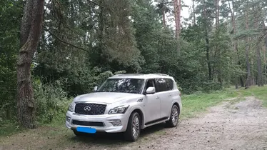 INFINITI QX70