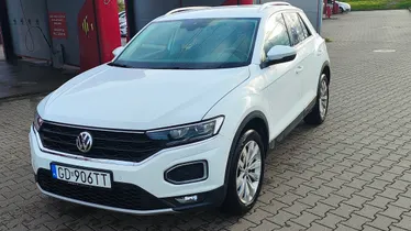 VOLKSWAGEN T-ROC