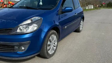 RENAULT Clio