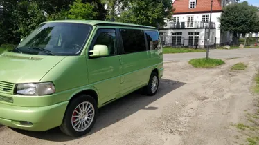 VOLKSWAGEN Transporter