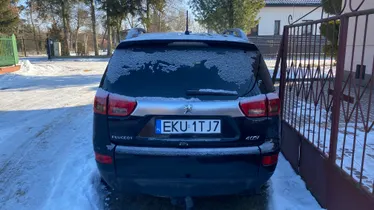 PEUGEOT 4007