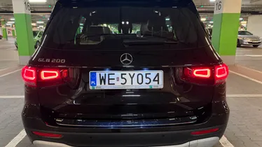 MERCEDES-BENZ GLB