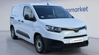 TOYOTA Proace City