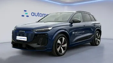 AUDI Q6
