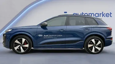 AUDI Q6