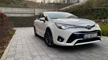 TOYOTA Avensis