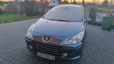 PEUGEOT 307