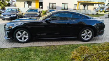 FORD (USA) Mustang