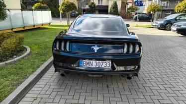FORD (USA) Mustang