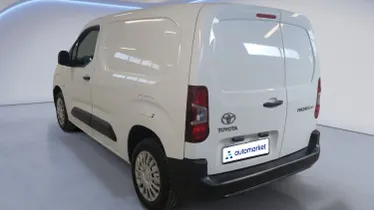 TOYOTA Proace City